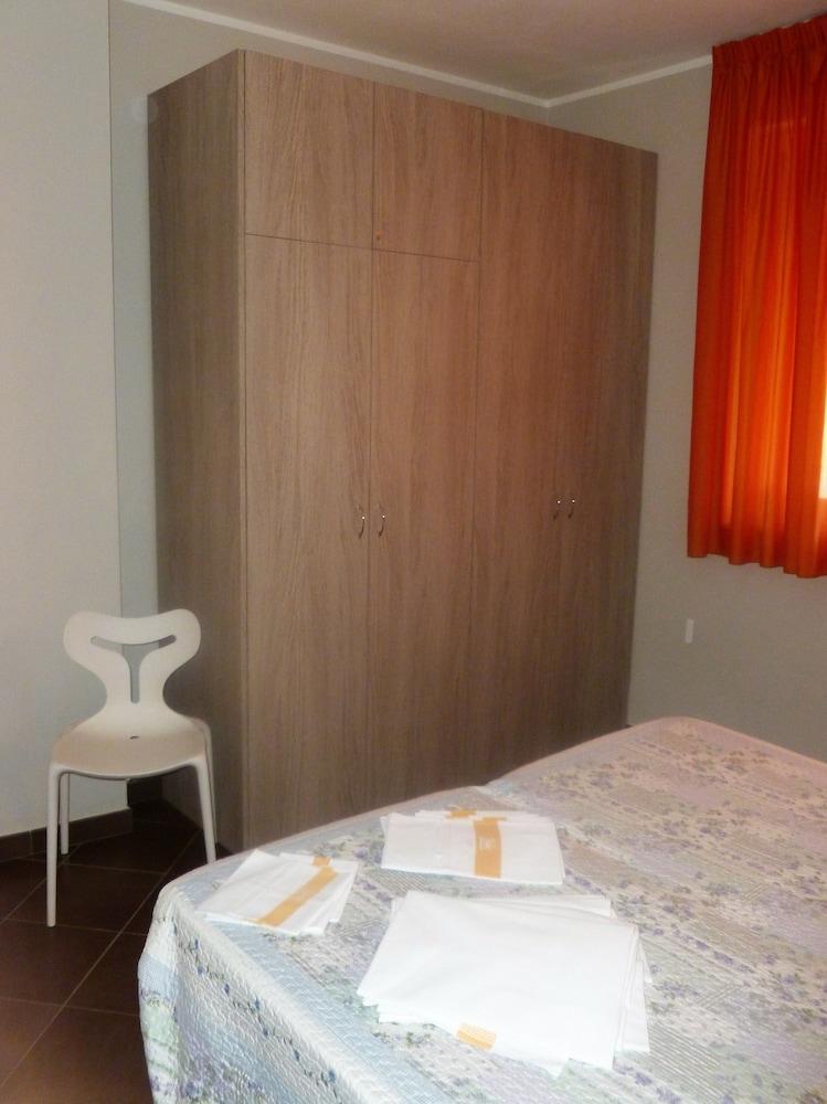 Le Vele Residence Пиетра Лигуре Екстериор снимка